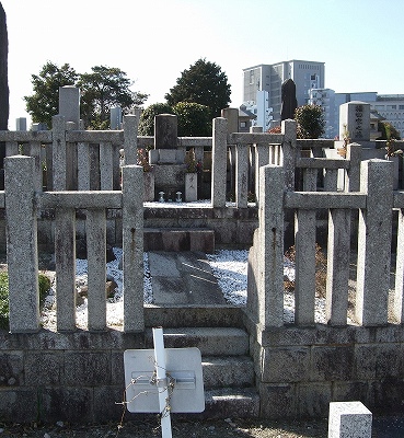墓石と外柵の建て替え工事