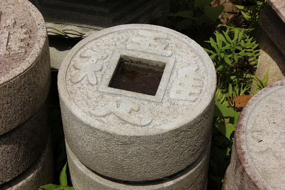 大人気 銭鉢（中国製）1.2尺～の製品案内愛知県岡崎市の石灯篭・水鉢蹲 彫刻/オブジェ
