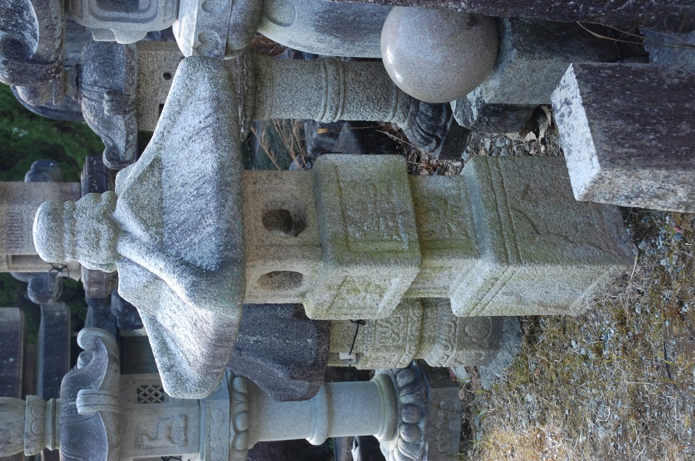 朝鮮塔　長明塔