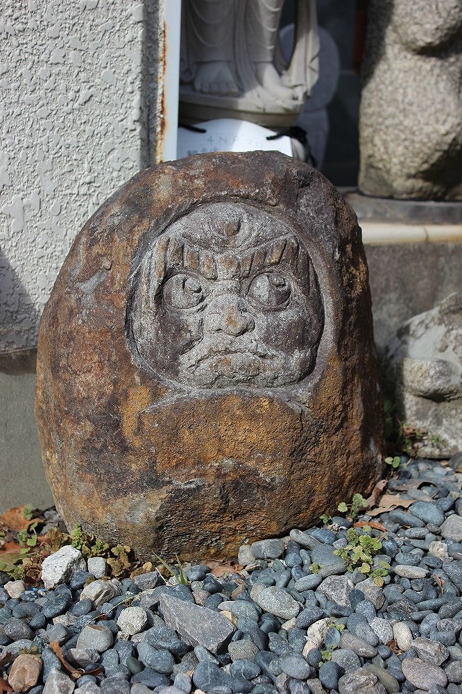 石のだるま 達磨 ダルマの製品案内愛知県岡崎市の石灯篭・水鉢蹲など