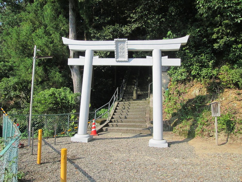 石鳥居八幡型1.0尺　額付き